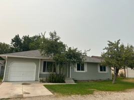 featured image of 105 Alberta Ct