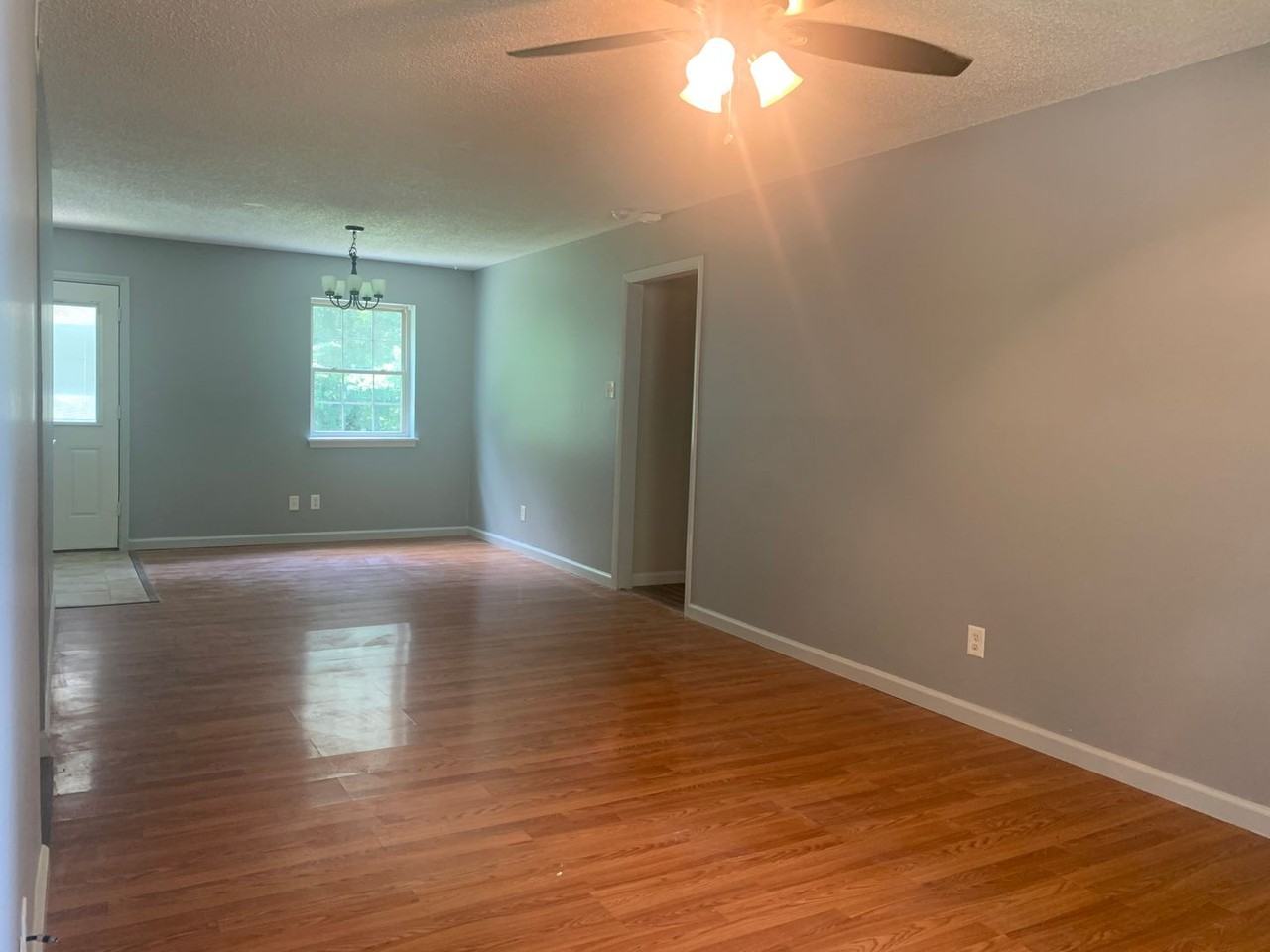 20 Creekdale Dr - Photo 3 of 22