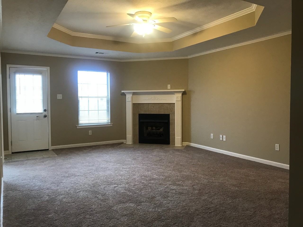 16 Mustang Dr - Photo 2 of 23