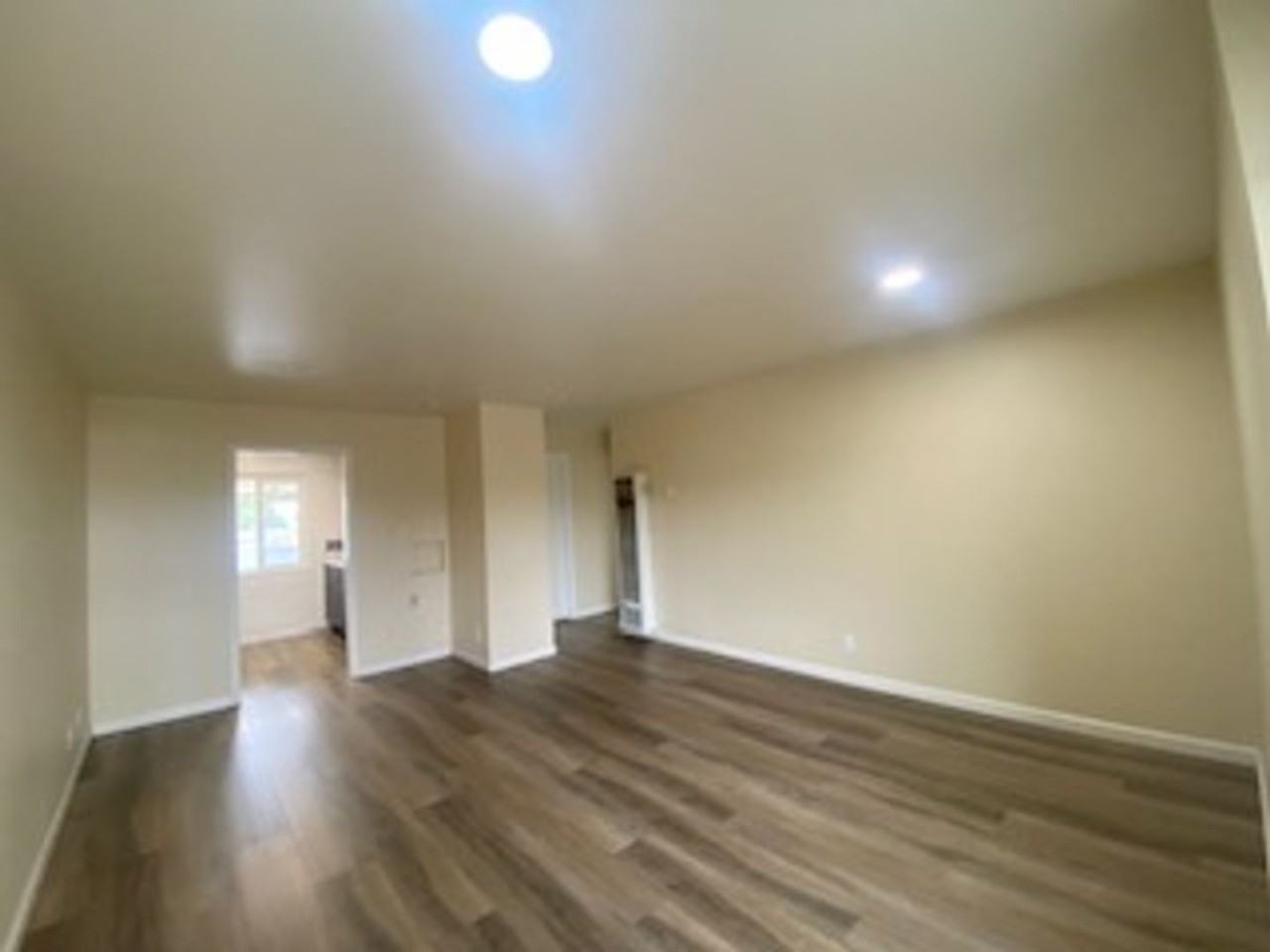 4216 Nevin Ave - Photo 5 of 31