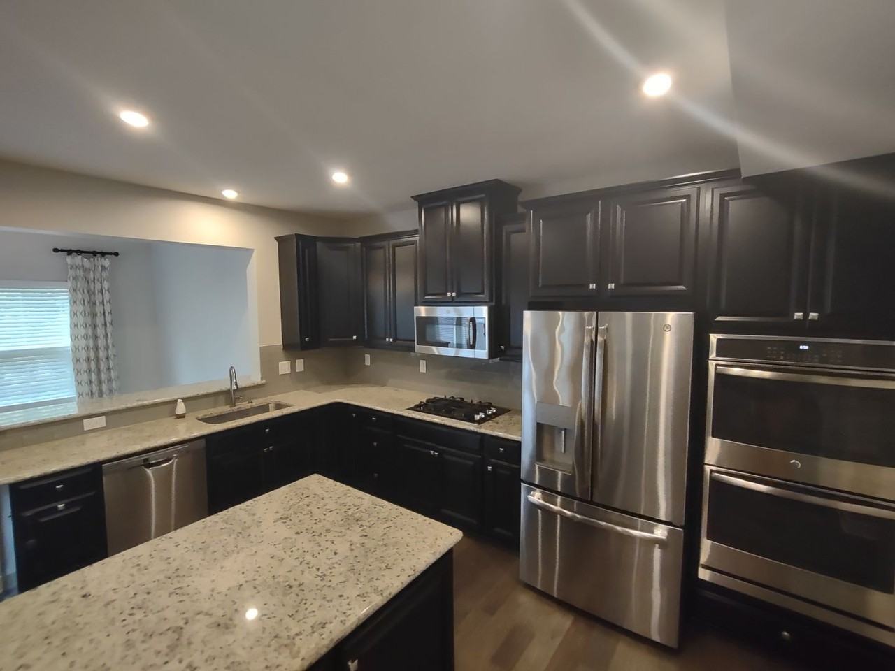 10474 Black Locust Ln - Photo 2 of 27