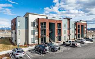 featured image of 426 Cobalt Dr #304