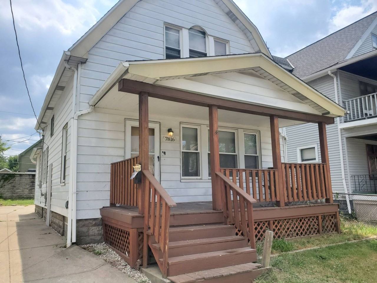 7816 Maryland Ave - Photo 2 of 26