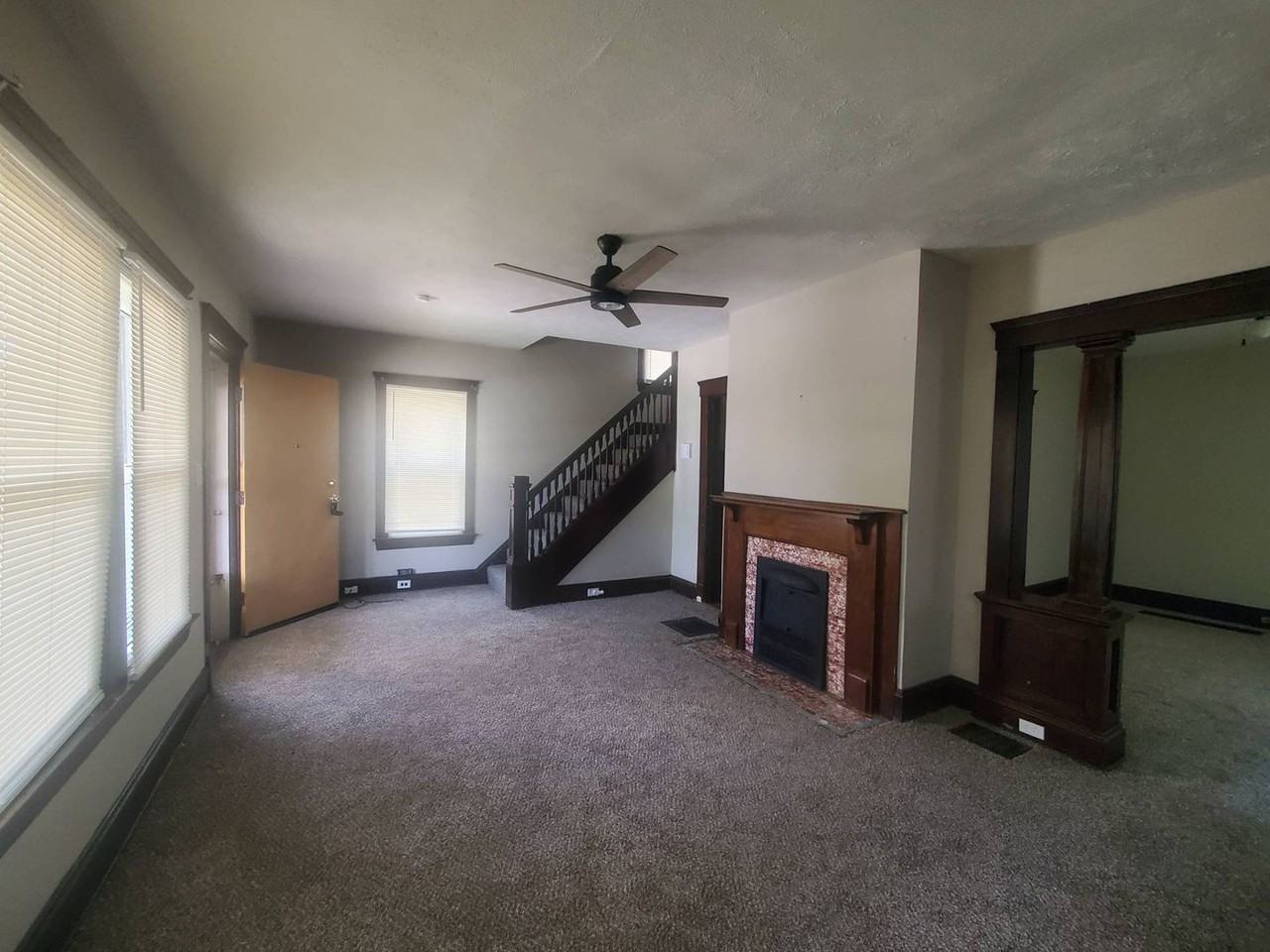 7816 Maryland Ave - Photo 4 of 26