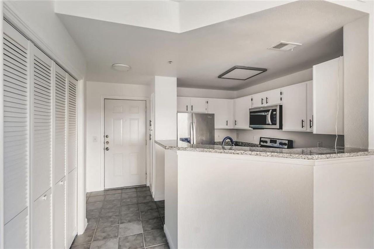 2320 Gracy Farms Ln #835 - Photo 5 of 17