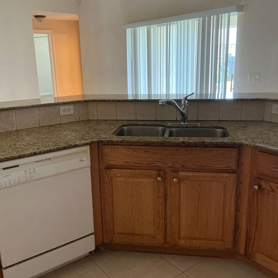 2173 Sw Idaho Ln - Photo 6 of 22