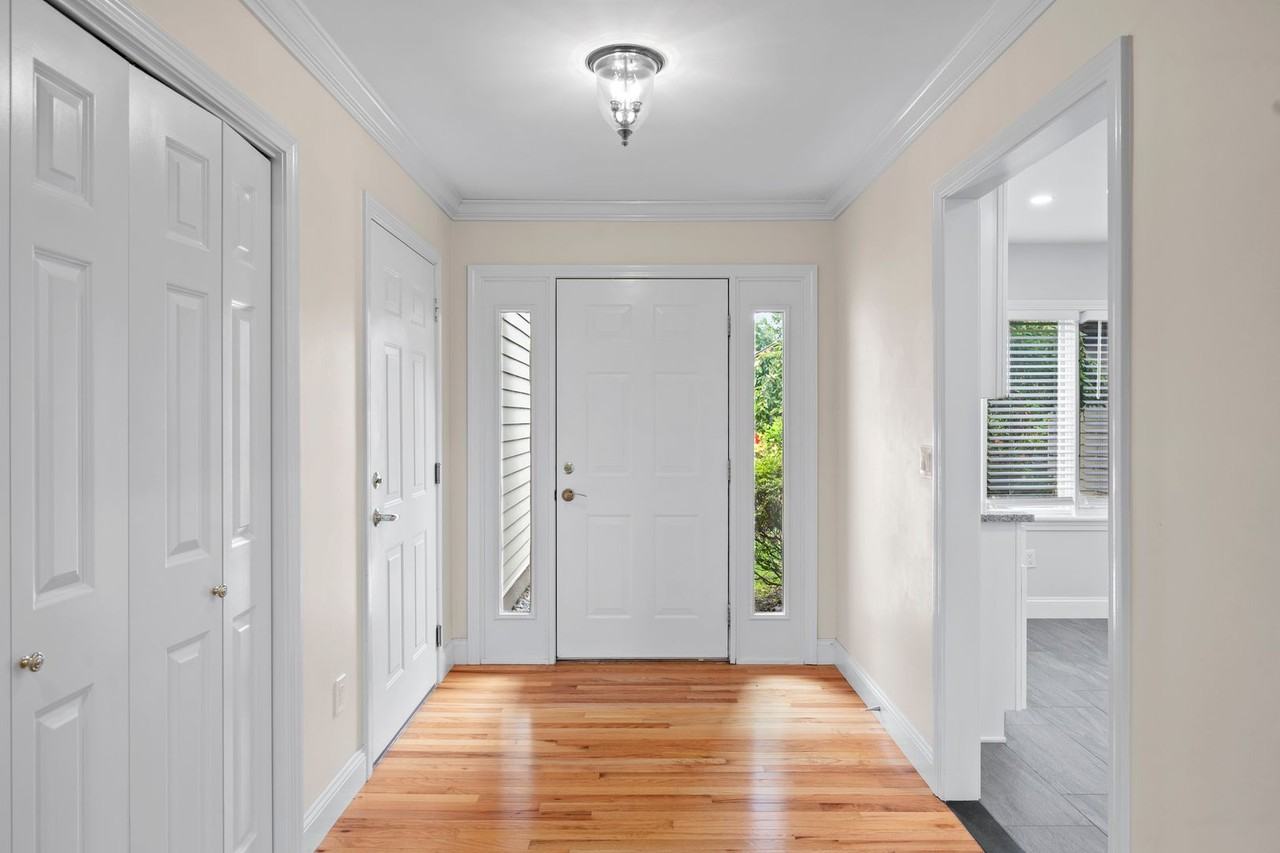 802 Heritage Hls - Photo 2 of 40