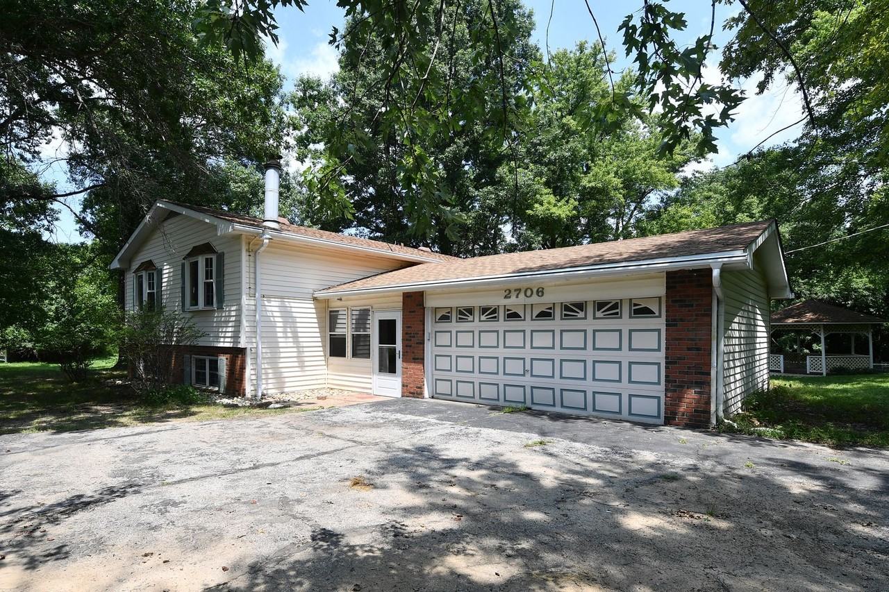 2706 Christy Ave - Photo 2 of 50