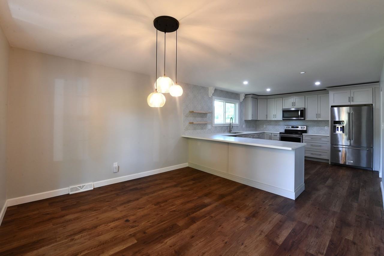 2706 Christy Ave - Photo 7 of 50
