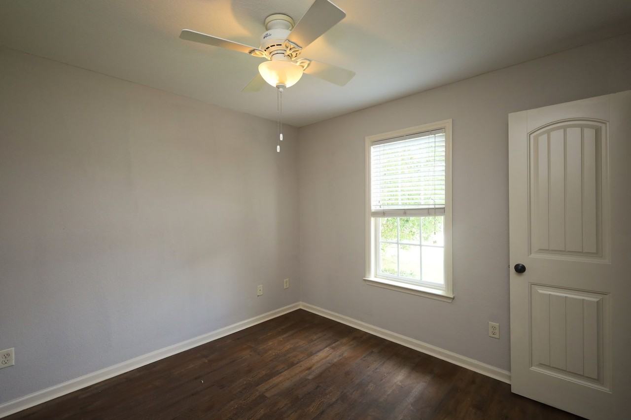 3990 Rock Holw - Photo 6 of 9