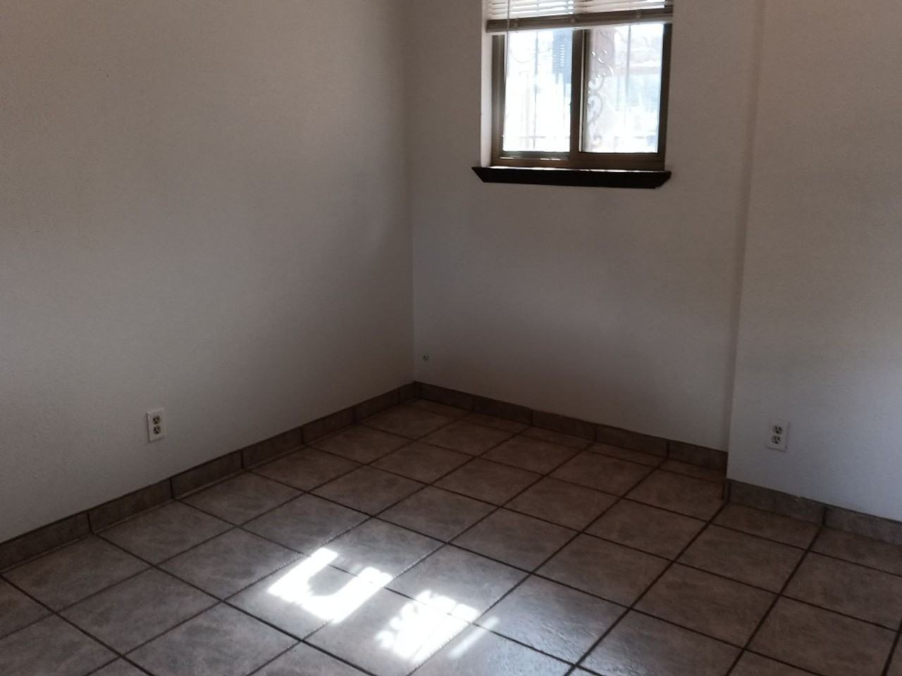 2313 Raymac Rd Sw - Photo 4 of 17