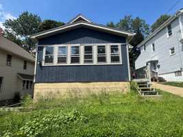 featured image of 787 Jason Ave