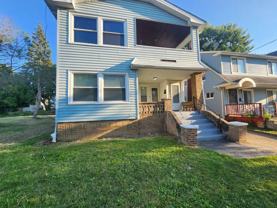 15816 Grovewood Ave - Photo 1 of 1