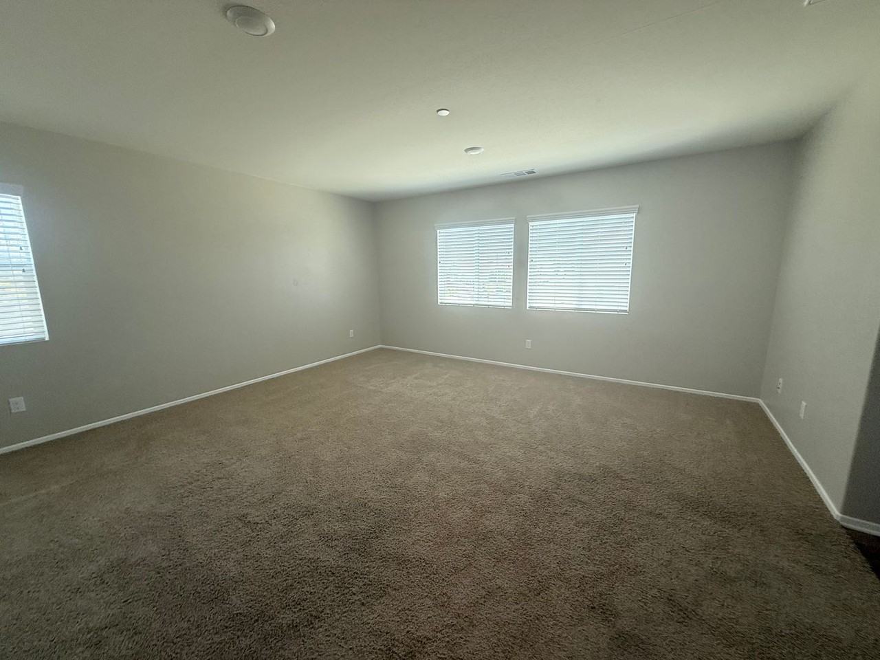10357 Katelyn Ct - Photo 4 of 39