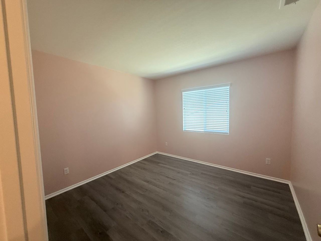 10357 Katelyn Ct - Photo 7 of 39