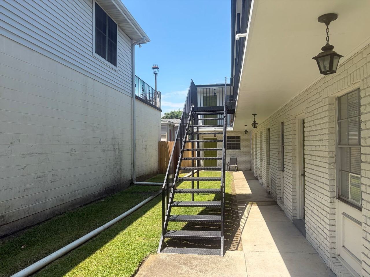 2639 Dreux Ave - Photo 6 of 6