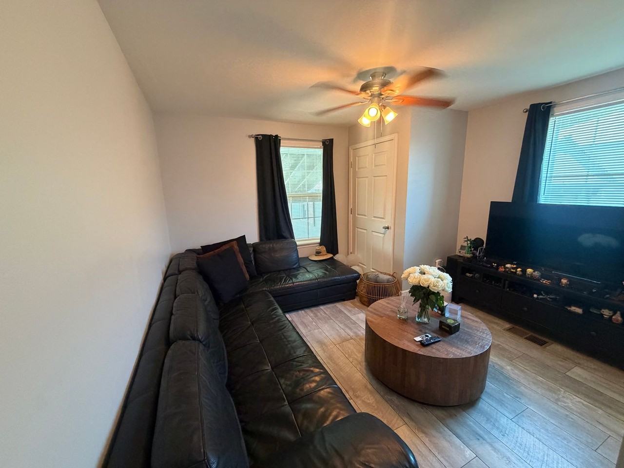 2155 Mexico St - Photo 3 of 10