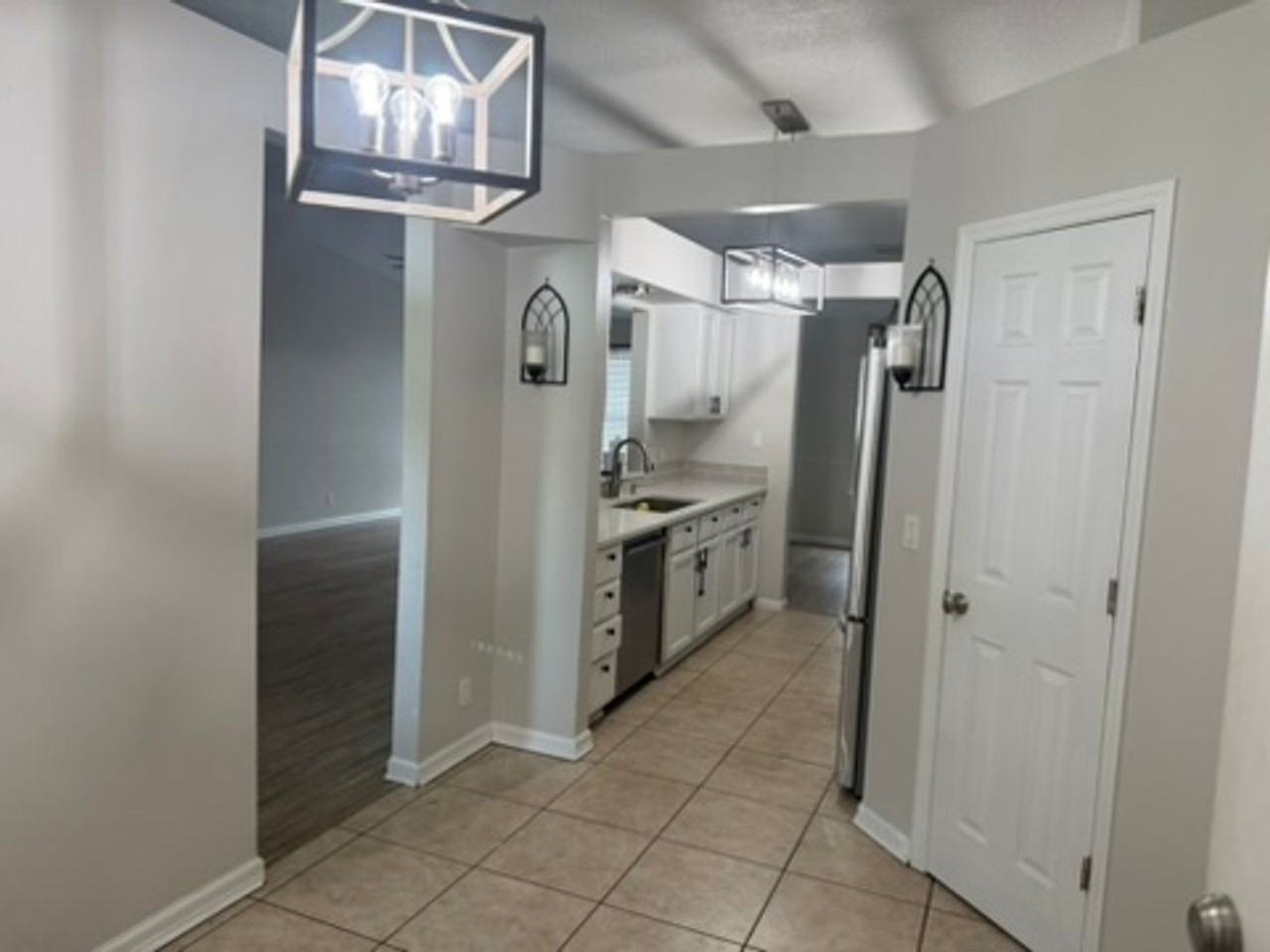 104 Shearman Way - Photo 2 of 11