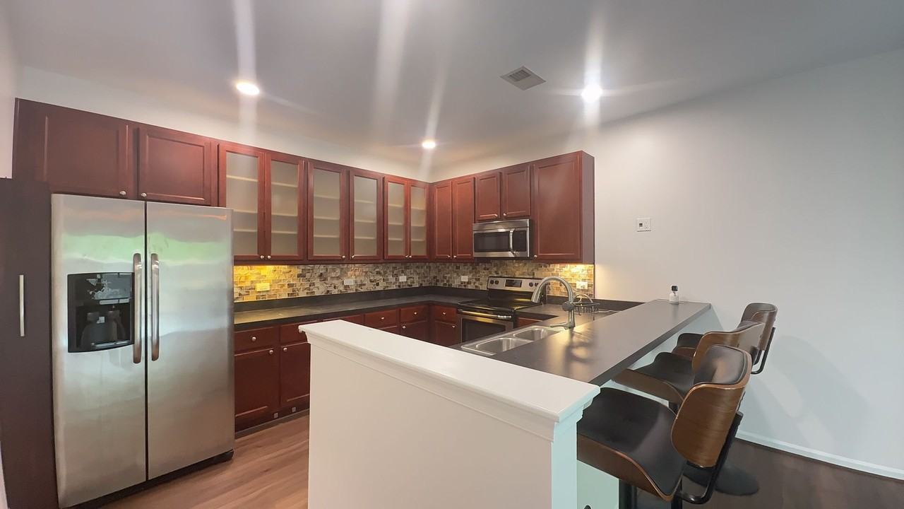 662 Lacy Oak Dr - Photo 2 of 23
