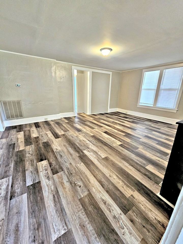 414 5th Ave Sw - Photo 2 of 16