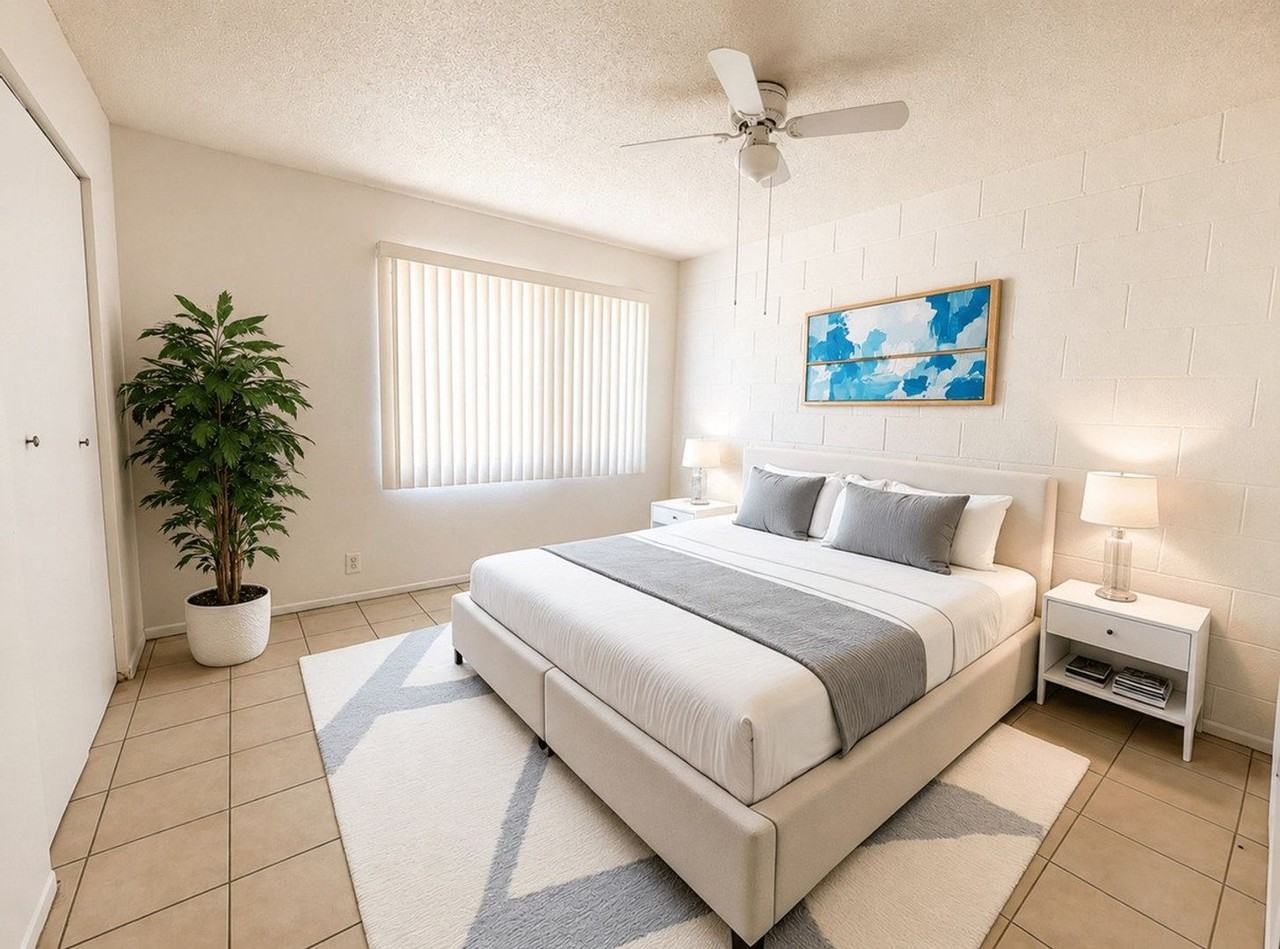 12 palms - Photo 2 of 21