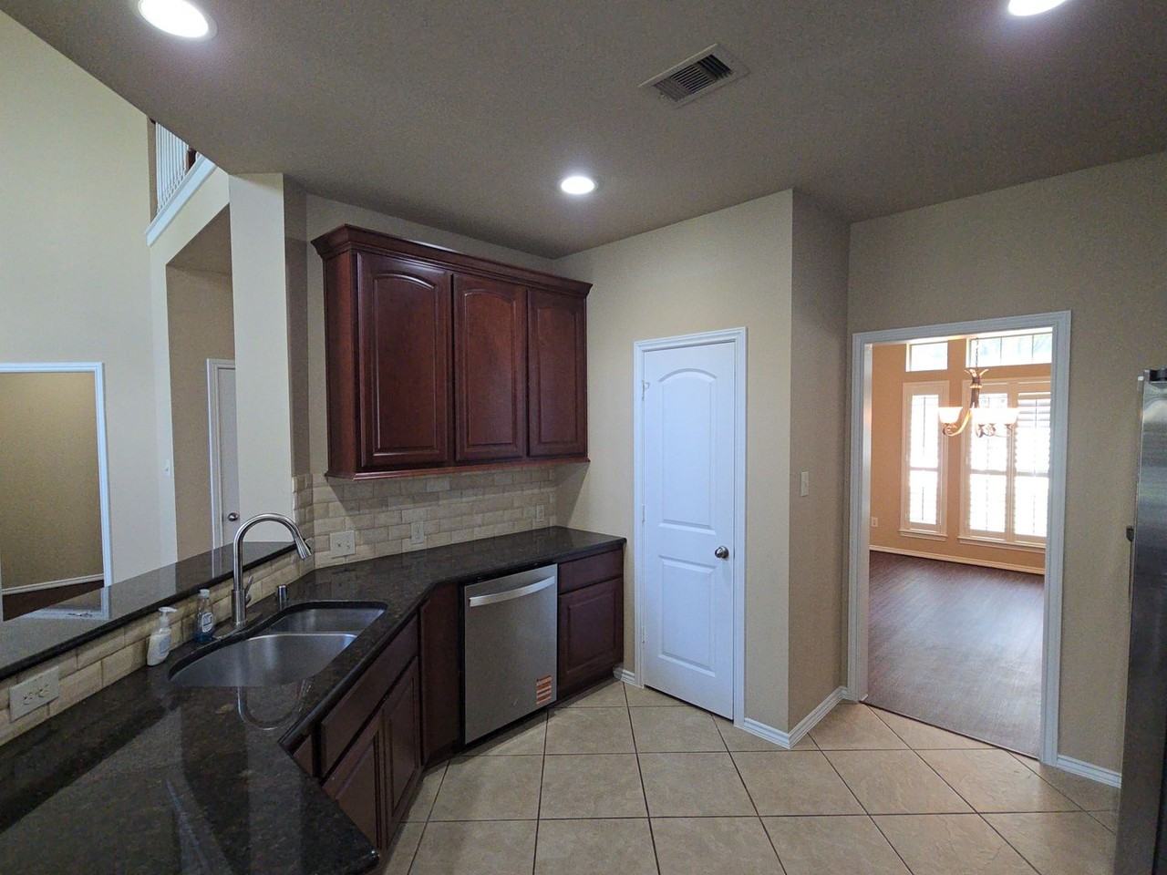 28214 Helmsman Knolls Dr - Photo 7 of 31