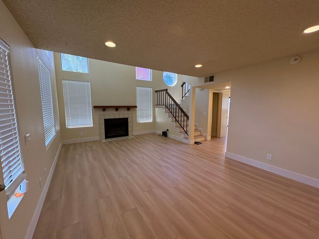 6865 Valley Circle Blvd #8 - Photo 3 of 37