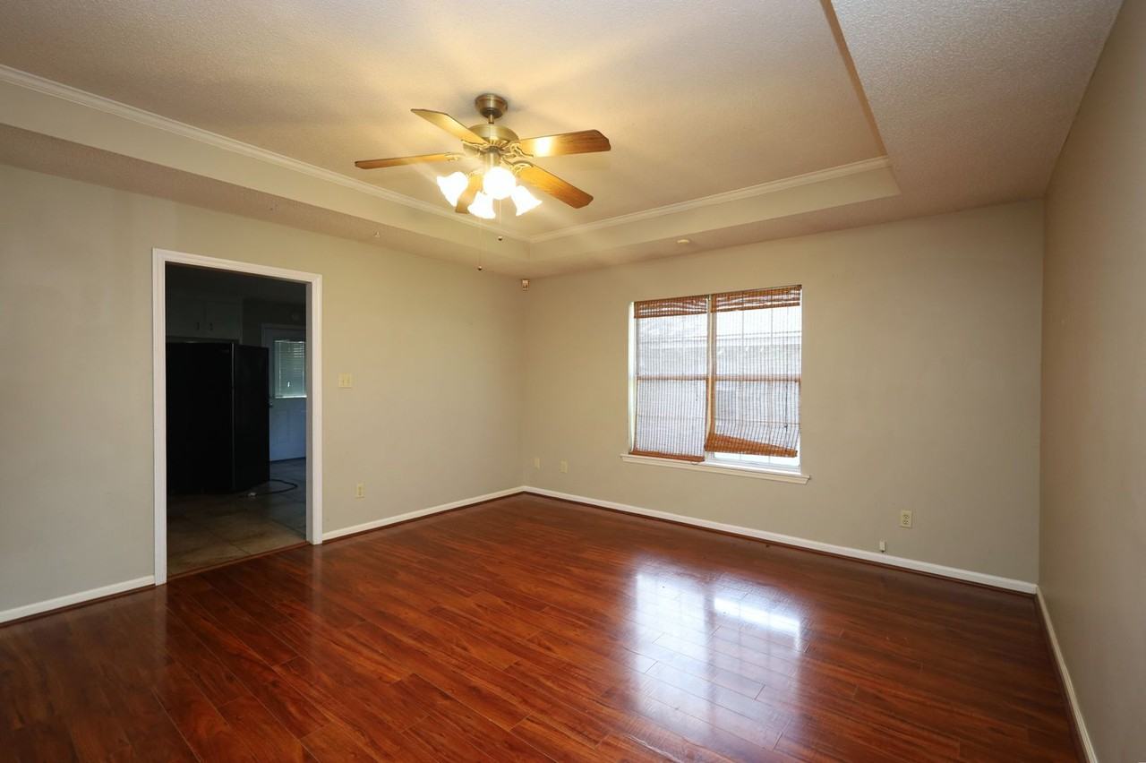 4116 Hamilton Cir - Photo 2 of 6
