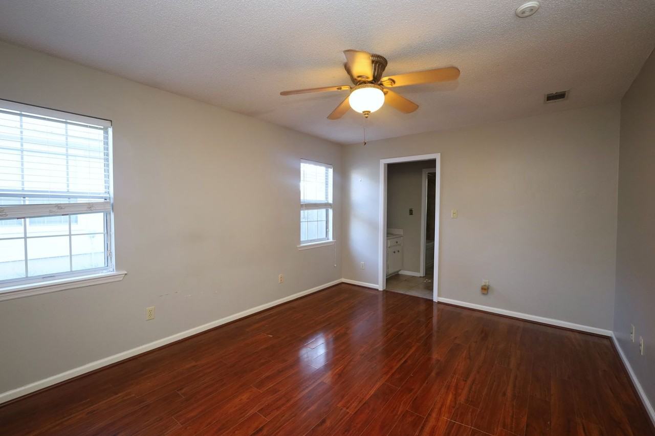 4116 Hamilton Cir - Photo 3 of 6