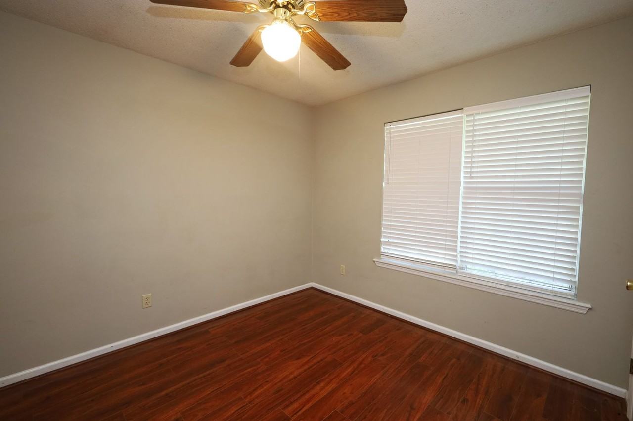4116 Hamilton Cir - Photo 5 of 6