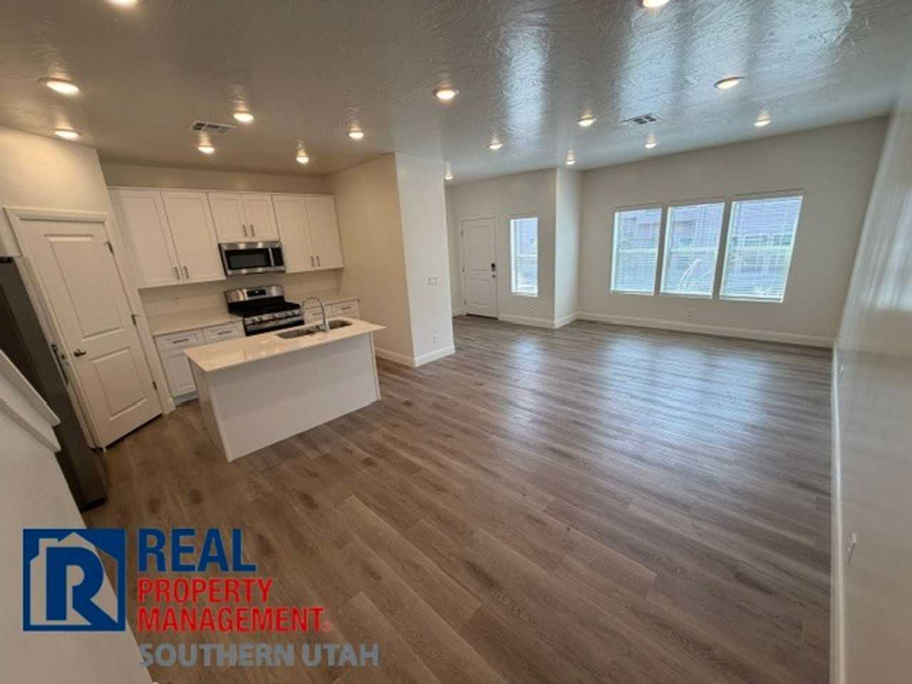 350 350 W. Old Hwy #50 - Photo 5 of 16