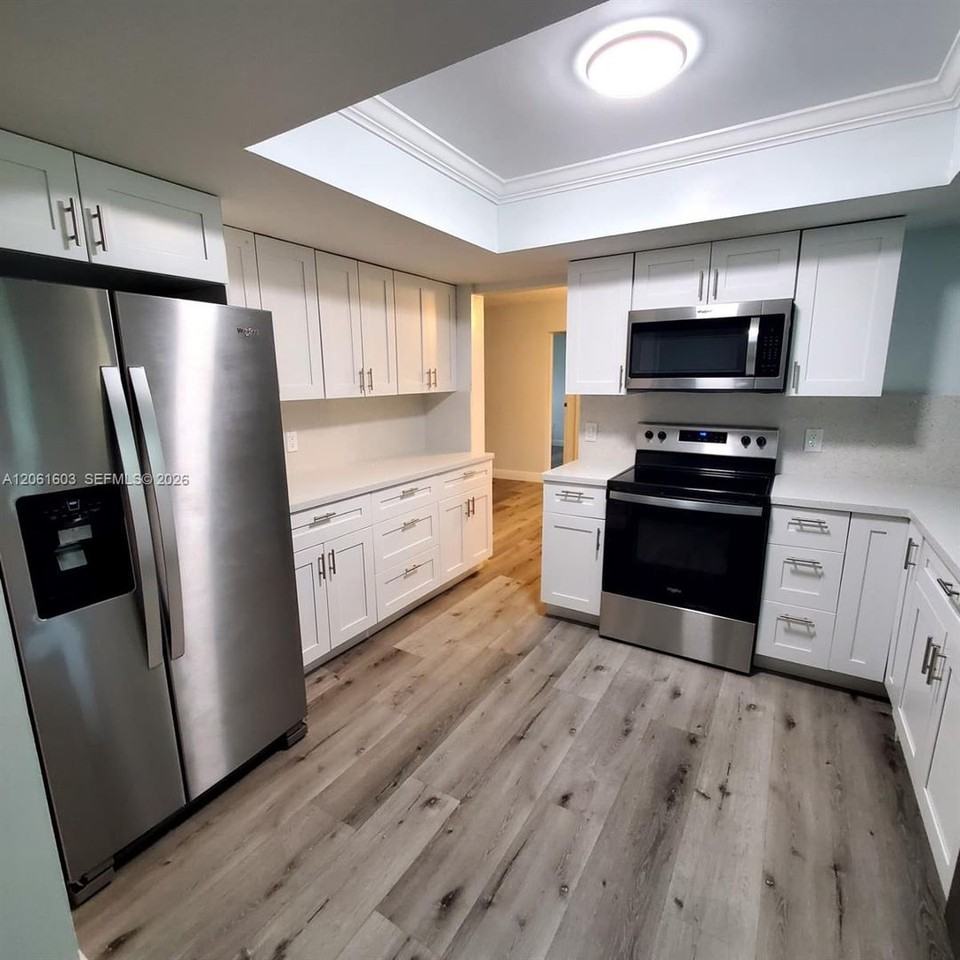 9740 Nw 25th St - Photo 2 of 15