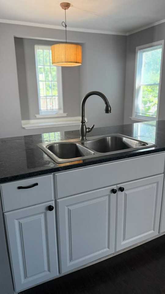 151 Calvert St - Photo 2 of 44