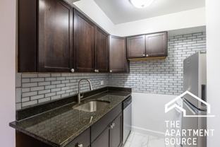 6830 N Sheridan Rd #563 - Photo 1 of 1