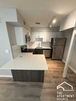 featured image of 744 W Gordon Ter #108