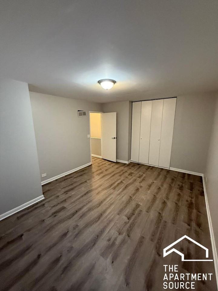 744 W Gordon Ter #108 - Photo 6 of 23