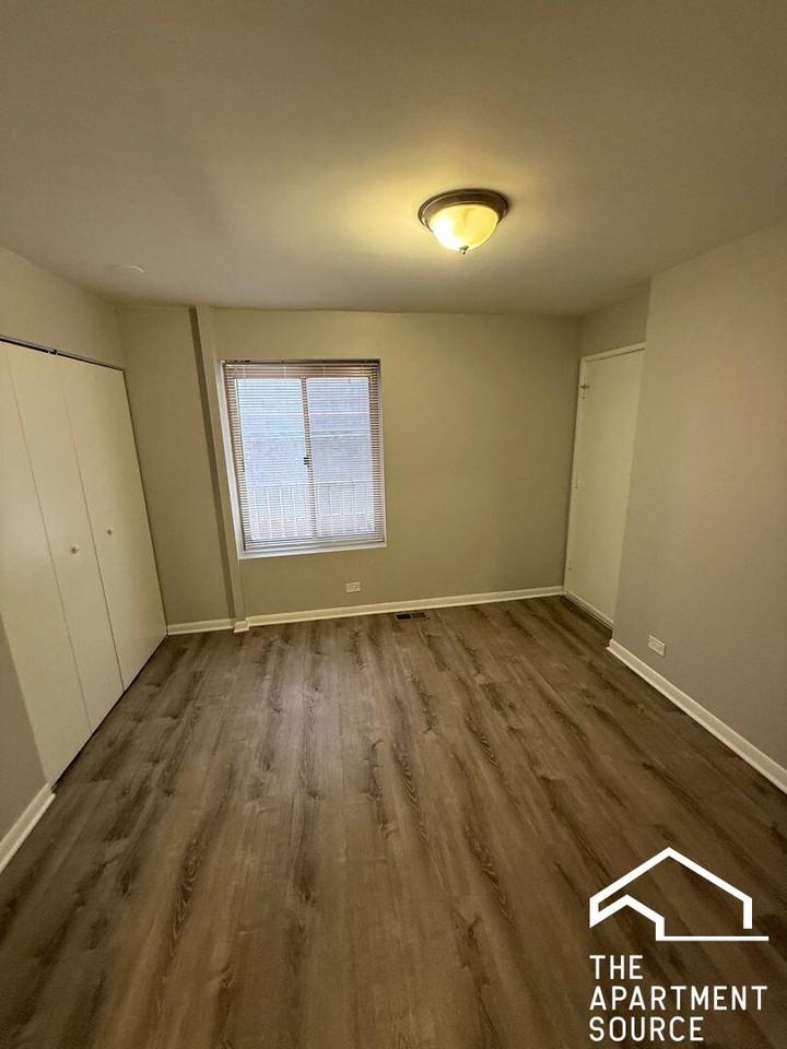 744 W Gordon Ter #108 - Photo 7 of 23