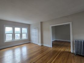 830 Reba Pl #3S - Photo 1 of 1
