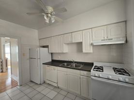 908 Reba Pl #2S - Photo 1 of 1