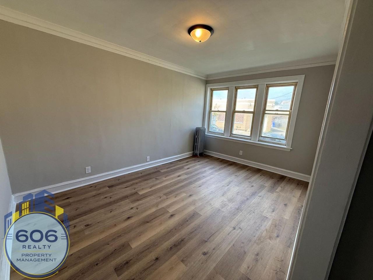 4165 N Milwaukee Ave #2 - Photo 3 of 6