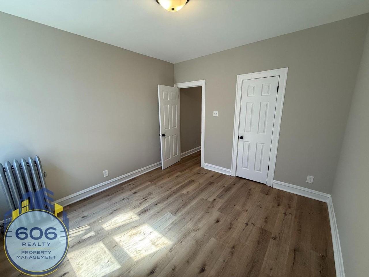 4165 N Milwaukee Ave #2 - Photo 5 of 6