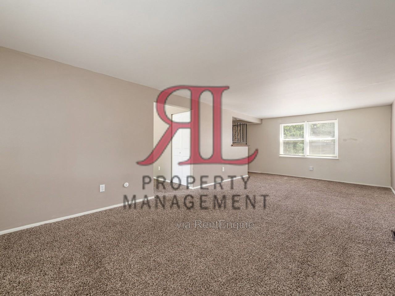 3664 Bogota Dr - Photo 4 of 34