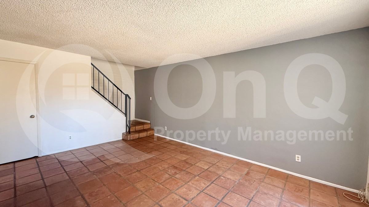 4604 E Riverside St - Photo 7 of 13