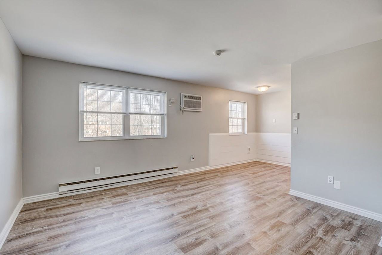 824 Clough Pike #10 - Photo 5 of 16