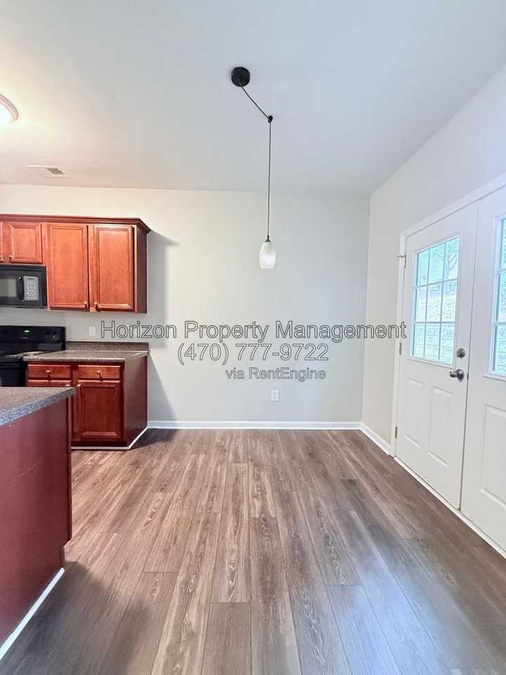 514 Whitney Way - Photo 5 of 29
