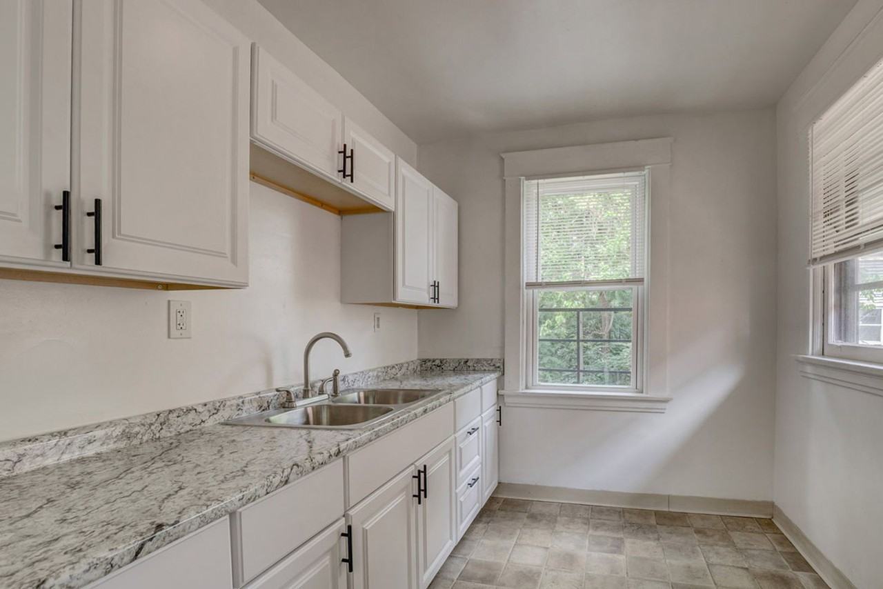 510 Maple Ave - Photo 7 of 17