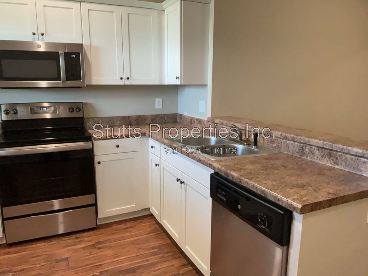 145 Bruin Pl #223 - Photo 4 of 10