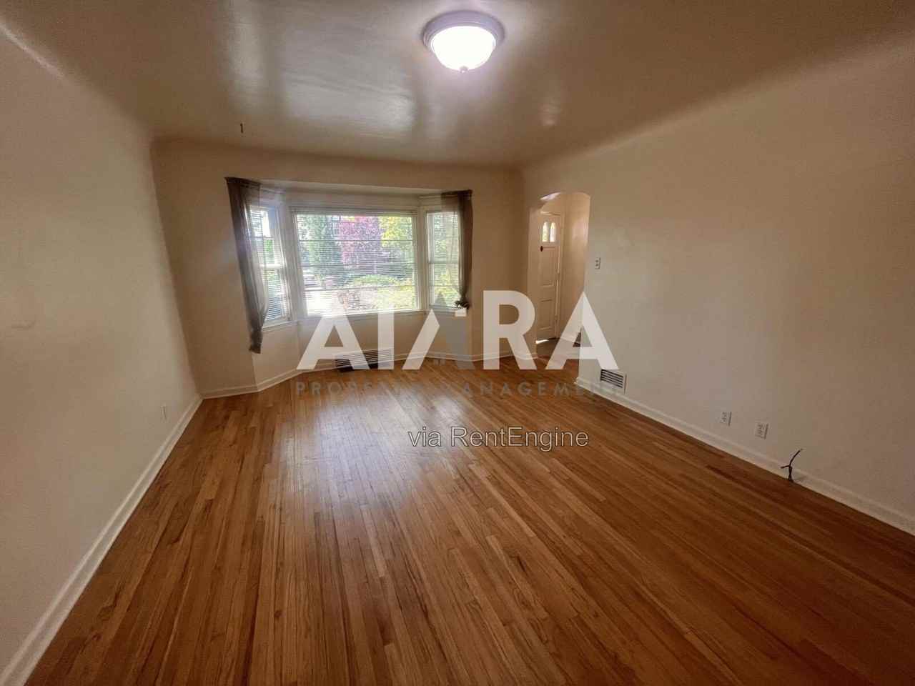 1143 S 1700 E - Photo 6 of 22