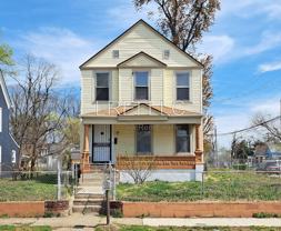 1371 Olive St - Photo 1 of 1