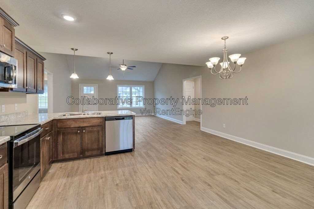 338 Tallulah Bnd - Photo 5 of 19